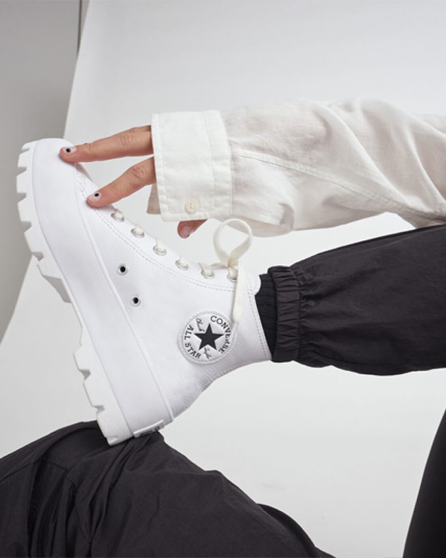 Tenisky Vysoke Converse Chuck Taylor All Star Lugged Kozene Damske Biele Čierne Biele | SK 5OKJL5